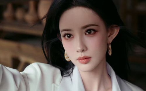 Mạnh Tử Nghĩa xuất hiện trong tình trạng bất ổn về sức khỏe