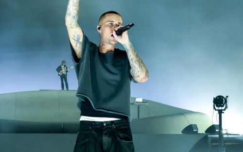 Justin Bieber không hát trọn vẹn loạt hit cũ tại Coachella, sự thật phía sau khiến fan ngỡ ngàng
