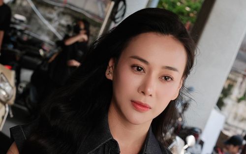 Phương Oanh đăng hình con, một người đặc biệt liền phản ứng