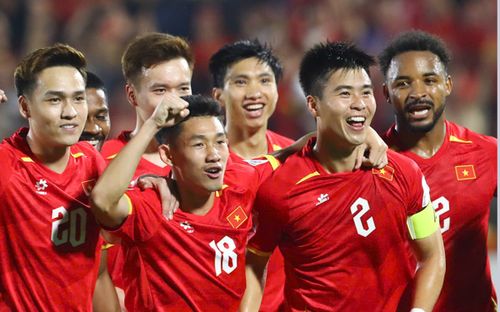 Cầu thủ gốc Brazil nâng tầm tuyển Việt Nam: Tương lai sẽ ra sao?