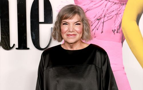 Nữ diễn viên Mindy Cohn đang chiến đấu với căn bệnh ung thư