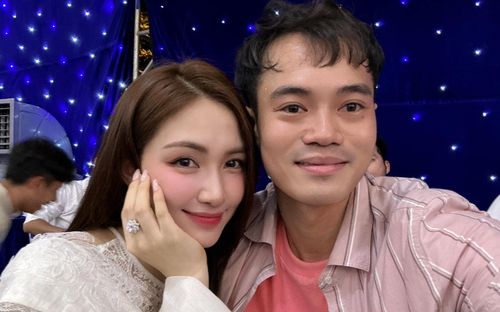 Văn Toàn 'mất' hơn 2,3 tỷ đồng