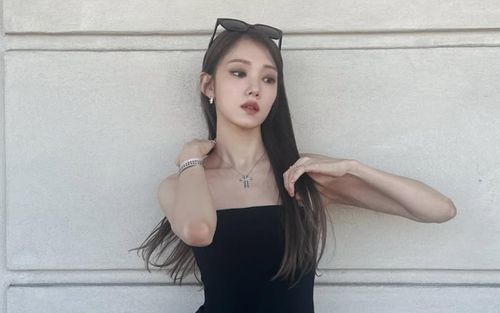 Khó tin về sắc vóc của Lee Sung Kyung ở tuổi U40