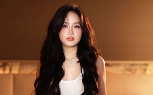 Mai Phương Thúy hiếm hoi nhắc đến hai nàng hậu