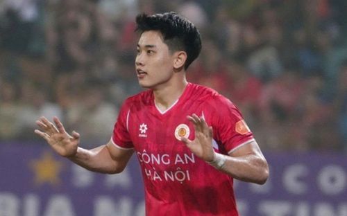 Đình Bắc quá hay, CAHN chờ nâng chức vô địch
