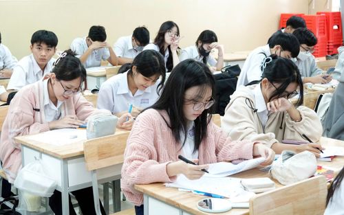 Quy định mới về dạy thêm từ 15/5, giáo viên cần chú ý