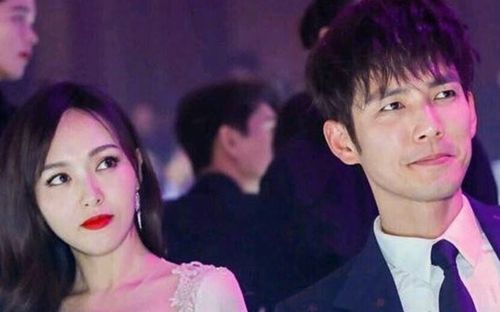 Màn tái ngộ bất ngờ của Chung Hán Lương và Đường Yên đạt 100 triệu lượt bàn tán