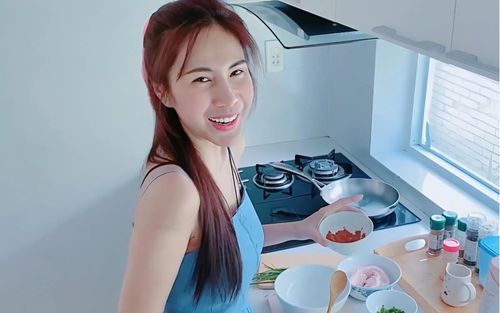 Món ăn từng được Thủy Tiên nấu ở nhà, nay lọt top ngon nhất thế giới