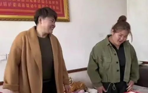Cô gái ngoại hình đầy đặn đi xem mắt, phản ứng của chàng trai khiến dân mạng tranh cãi dữ dội