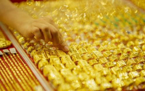 Tin tài chính hôm nay 3/5: Vàng đi ngang vùng cao, USD suy yếu nhẹ