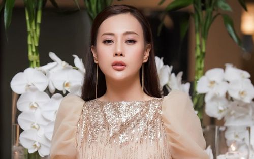 Ở quê Phương Oanh có một món đỏ au, không phải ai cũng dám ăn nhưng dân nhậu thì mê mẩn