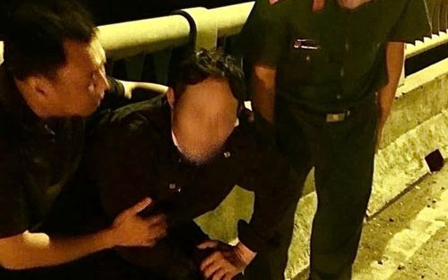 Kịp thời ngăn chặn người đàn ông 50 tuổi có ý định tiêu cực