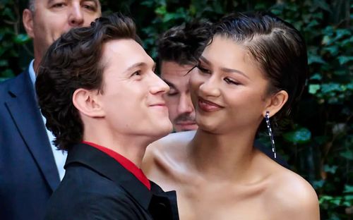 Tom Holland ngầm xác nhận đã bí mật kết hôn với Zendaya?