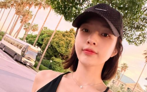 Joy (Red Velvet) ngày càng thăng hạng nhan sắc khiến fan xuýt xoa