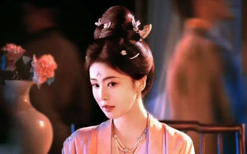 Bạch Lộc dẫn đầu hai bảng xếp hạng lớn, giành ngôi vương KuYun tuần thứ 25