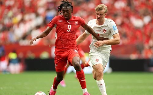 Thụy Sĩ xuất sắc đánh bại Canada, giành vé đi tiếp World Cup 2026