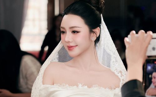 Quỳnh Kool tung ảnh mặc váy cưới