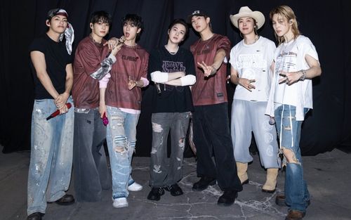 BTS lập kỷ lục chưa từng có