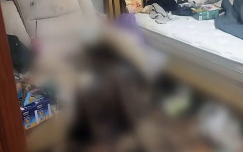 Chồng bỏ mặc vợ trên giường bệnh không chăm sóc, cảnh tượng lúc phát hiện gây ám ảnh