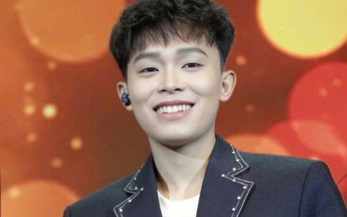 Về quê Hồ Văn Cường, thưởng thức dồi rắn cực độc lạ