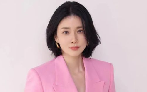 Lee Bo Young cân nhắc tái xuất với bộ phim lấy đề tài gia đình và pháp luật