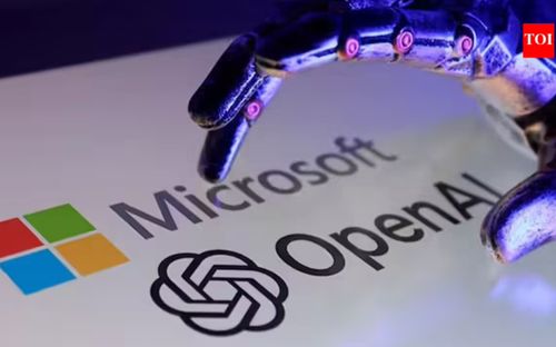 Microsoft điều chỉnh chiến lược bán hàng để cạnh tranh với OpenAI