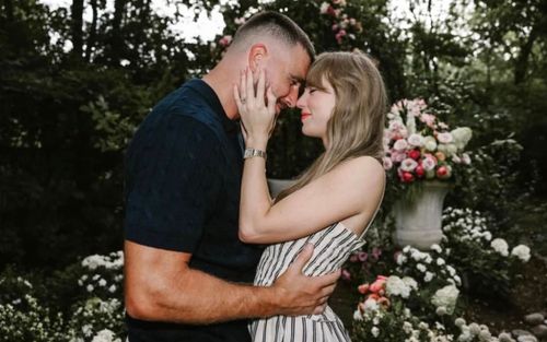 Lộ diện nữ ca sĩ hát tại đám cưới Taylor Swift
