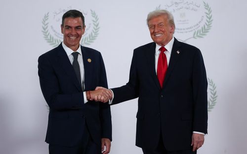 Thủ tướng Tây Ban Nha dự chung kết World Cup cùng ông Donald Trump