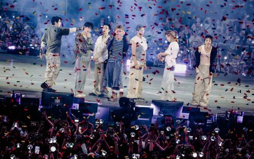 BTS kết thúc tour châu Âu bằng cột mốc chưa từng có trong sự nghiệp