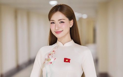 Hòa Minzy quyên góp 100 triệu khắc phục hậu quả thiên tai