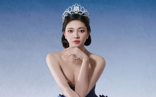 Á hậu Minh Kiên kỷ niệm cột mốc 3 năm đăng quang