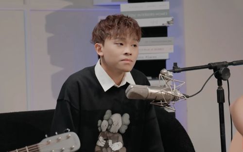 Vẻ đẹp thơ mộng mùa hoa dại ở quê hương ca sĩ Hồ Văn Cường