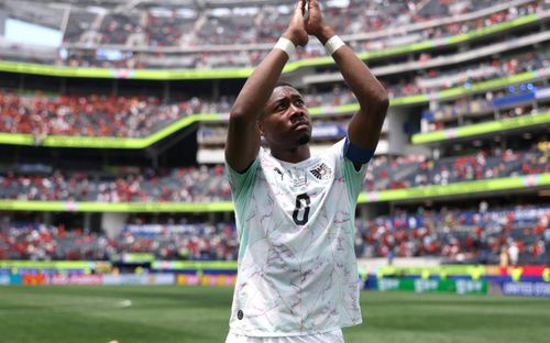 David Alaba nghẹn ngào sau thất bại trước Tây Ban Nha