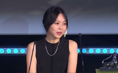 Kim Min Hee bật khóc vì lý do xúc động