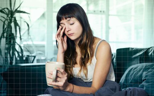 Vì sao cơ thể dễ mệt vào buổi chiều? 4 thói quen có thể là nguyên nhân