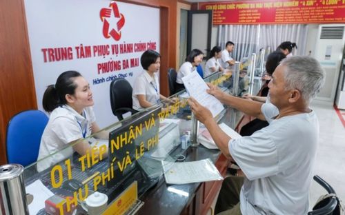 Nghỉ 5 ngày dịp Quốc khánh 2/9: Bộ Nội vụ lưu ý lịch làm bù với công chức, viên chức