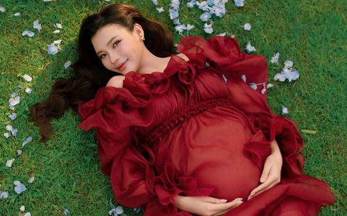 Thúy Diễm viết tâm thư xúc động giữa thai kỳ