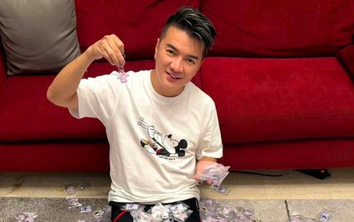 Đàm Vĩnh Hưng 'chơi lớn' trước giờ G, chuẩn bị hàng trăm món quà tặng khán giả