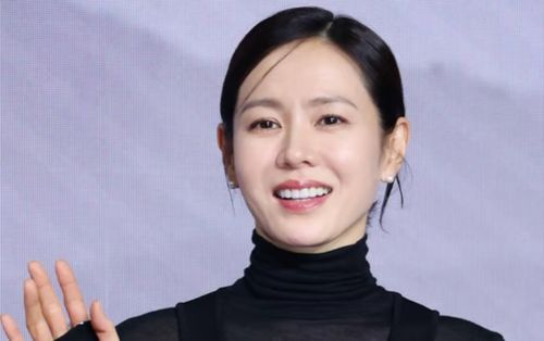 Son Ye Jin tái xuất sau khi sinh: 'Nuôi con khó hơn đóng phim'