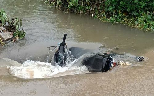Tìm thấy thi thể nam sinh tại cống cầu Mỏ, gần nơi mất tích ở Phố Viên, Hà Nội