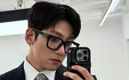 Ji Chang Wook: 'Mỗi năm tôi chỉ có 10 ngày được nghỉ ngơi'