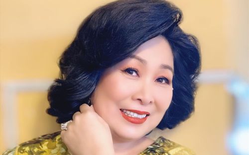 Hạnh phúc đến muộn của NSND Hồng Vân