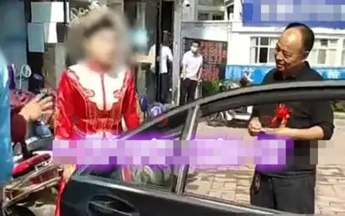 Cha cô dâu không cho con gái lên xe hoa trong đám cưới, nguyên nhân gây xôn xao