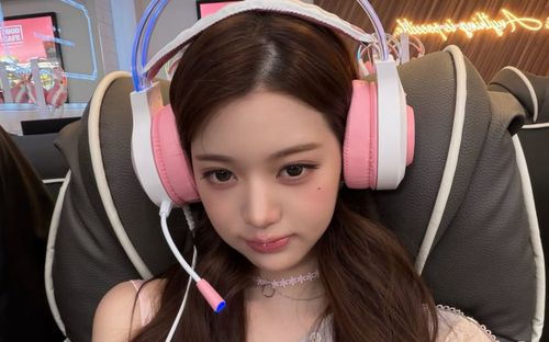 Jang Won Young (IVE) hé lộ khoảnh khắc đời thường, visual khiến fan rần rần