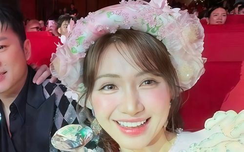 Nam ca sĩ 43 tuổi dành 'ngoại lệ' cho Hòa Minzy