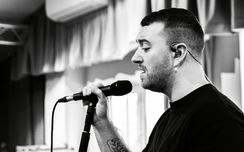 Sam Smith xác nhận có sân khấu mở màn quảng bá album Love Goes ngay trên Abbey Road Studio