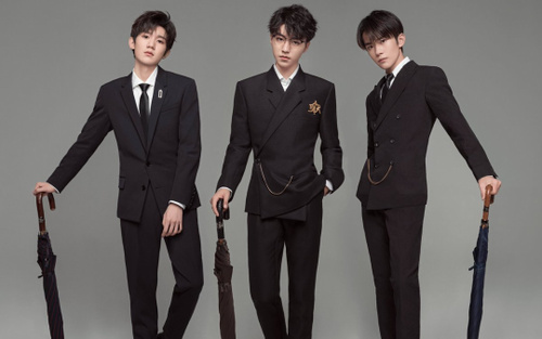 Hai thành viên TFBoys ủng hộ phim đồng đội Dịch Dương Thiên Tỉ nhưng bị ngăn cản?