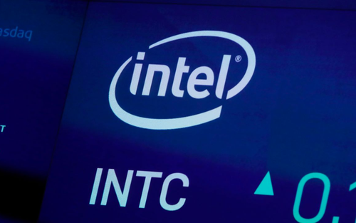 CEO Intel từ chức giữa lúc công ty trải qua nhiều biến cố lớn