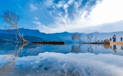 'Nàng thơ xứ Huế' đẹp mơ màng dưới mọi góc ảnh, sau dịch phải đến ngay xả stress