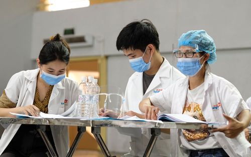 Trưa 14/8: Hà Nội tiếp tục ghi nhận thêm 21 ca dương tính mới với SARS-CoV-2